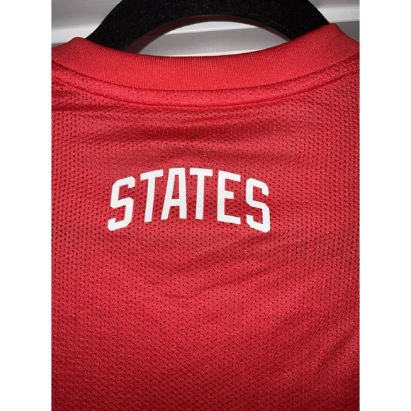 Nike Red USA Patch Jersey Shirt Size Medium - Picture 6 of 9